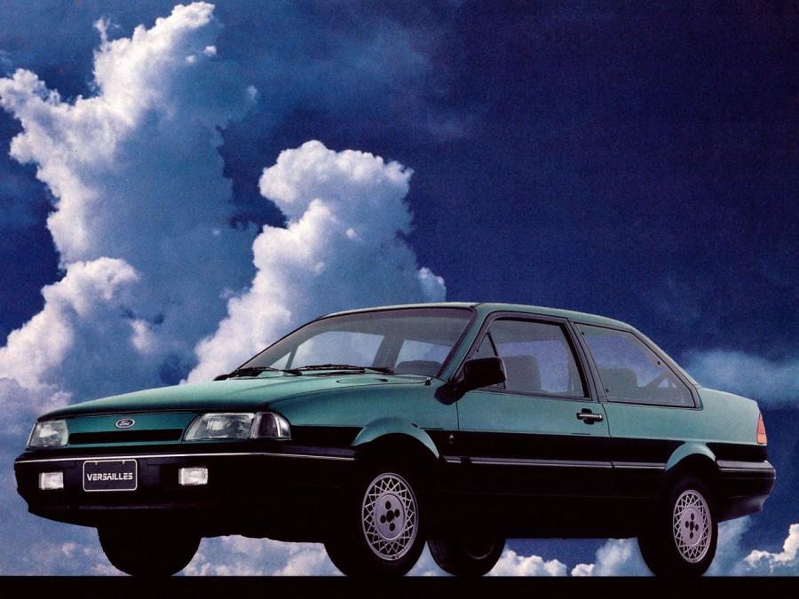  Ford Versailles Ghia 2-Door Sedan 1991 года  (фото 1 из 1)